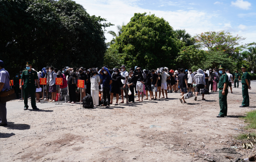 Tiếp nhận 137 công dân từ Campuchia, phát hiện 1 đối tượng truy nã