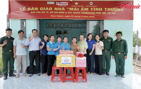 Báo Phụ nữ TPHCM trao căn nhà tình thương thứ 15, thắp hy vọng cho bà mẹ 5 con ở vùng biên giới