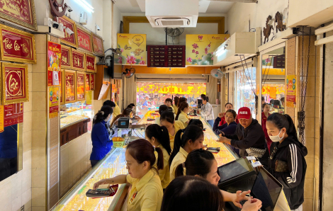 Giá vàng giảm còn 159 triệu đồng/lượng