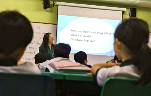 Bạo lực học đường: Mạnh tay trừng phạt hay củng cố giáo dục?