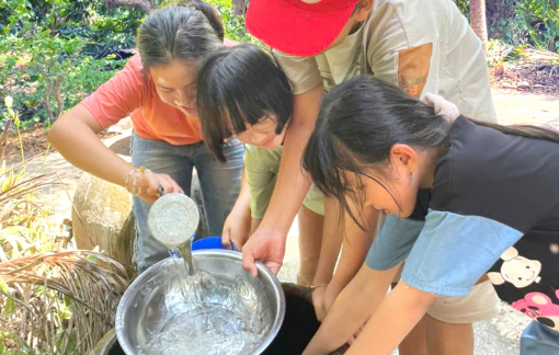 Bởi tuổi thơ không bao giờ trở lại