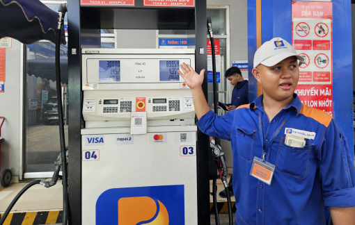 Giá xăng dầu đồng loạt giảm, có loại giảm gần 1.400 đồng/lít