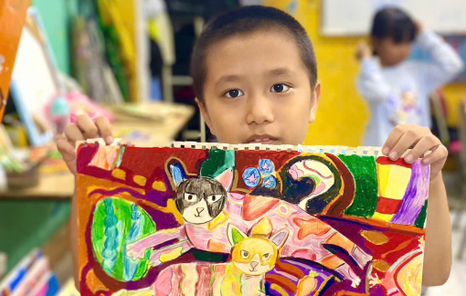 Không gian sáng tạo dành cho thiếu nhi tại triển lãm “Màu yêu thương”