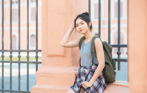 Có nên cho con ở nhờ nhà họ hàng khi đi học xa?