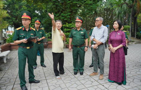 Bộ Tư lệnh TPHCM khảo sát vị trí nghi có hố chôn liệt sĩ tại Công viên Lê Thị Riêng