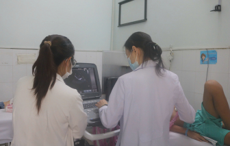 Thiếu niên 13 tuổi bị tràn mủ màng tim do nuốt phải tăm