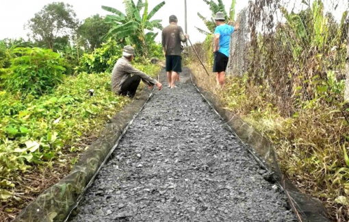 Kênh Hai Hòa ở Đồng Tháp đã được trải đá, sau phản ánh của Báo Phụ nữ TPHCM