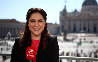 Người phụ nữ đầu tiên không phải tu sĩ được bổ nhiệm làm Tổng trưởng tại Vatican