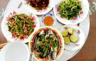 Cơm “nhà quê” vùng sông nước