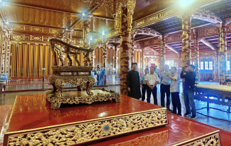 Trưng bày ngai vua triều Nguyễn tại điện Thái Hòa sau khi hoàn tất quá trình phục chế