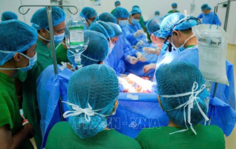 Bé gái 13 tuổi 'hồi sinh' nhờ quả tim hiến tặng của một người đàn ông chết não