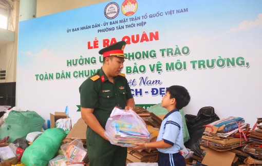 Người dân và học sinh đã thu gom gần 3 tấn rác tái chế