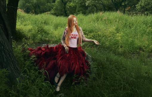 Chi Pu ra mắt MV ‘Mirror’, nhá hàng album mới