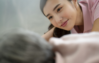 Ăn sáng cùng mẹ