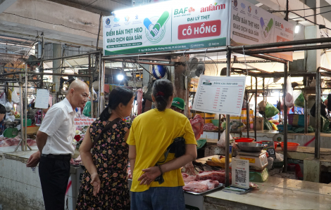 TPHCM mở 2 điểm bán thịt heo ‘tick xanh’ tại chợ truyền thống