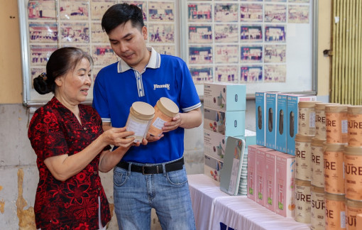 Vinamilk đón thế hệ 'đồng niên' tham quan nhà máy với lời hứa chăm sóc sức khỏe bằng dinh dưỡng chất lượng