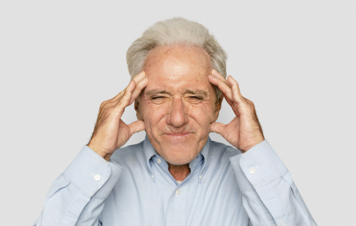 Cái ôm xua đi ám ảnh di truyền Alzheimer
