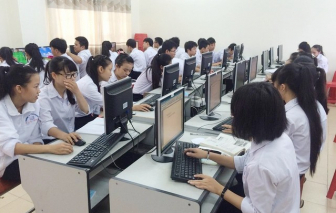 Thi tốt nghiệp THPT trên máy tính có thể triển khai đồng bộ từ năm 2030