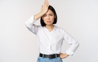 Từ khi chồng ngoại tình, bạn tôi bỗng thù ghét đàn ông
