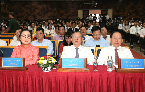 Phó thủ tướng Lê Tiến Châu dự lễ sáp nhập Trường cao đẳng Luật miền Nam vào Đại học Cần Thơ