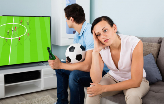 Nhiều phụ nữ cảm thấy cô đơn trong mùa World Cup