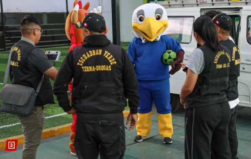 Cảnh sát cải trang thành linh vật World Cup để triệt phá đường dây ma túy