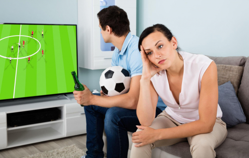 Nhiều phụ nữ cảm thấy cô đơn trong mùa World Cup