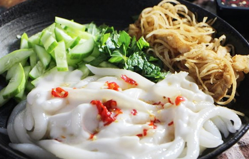Thèm ăn dĩa bánh con tằm…