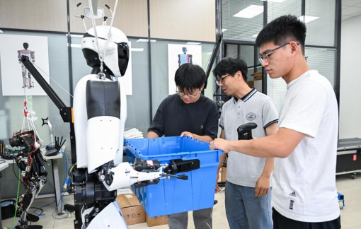 Trung Quốc: AI xóa sổ 12.000 chương trình đào tạo đại học