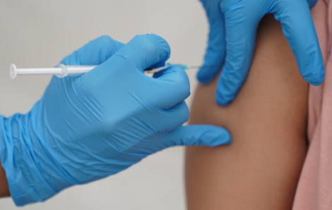 Tiêm vắc xin HPV giúp giảm gần như tuyệt đối nguy cơ tử vong do ung thư cổ tử cung