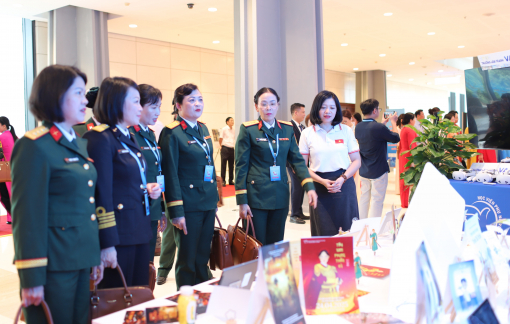 Phụ nữ quân đội: Từ hậu phương đến những vị trí đặc biệt nơi tuyến đầu