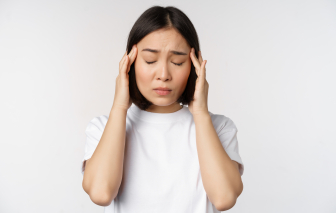 Chọn tình thân hay sự an toàn của gia đình nhỏ?