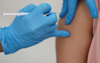 Tiêm vắc xin HPV giúp giảm gần như tuyệt đối nguy cơ tử vong do ung thư cổ tử cung