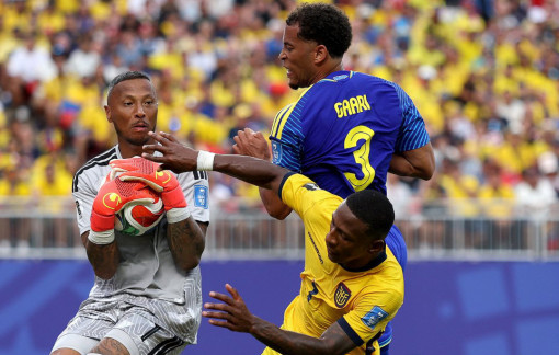 Ecuador hòa 0-0 Curacao vì thủ môn Room của Curacao quá tài