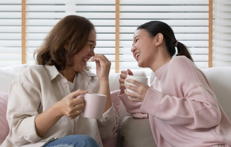 Giới trẻ Trung Quốc chi tiền để thuê 'chị gái' tâm sự