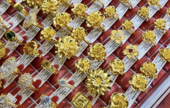 Giá vàng ngày 25/6: ‘Thủng’ mốc 4.000 USD/ounce