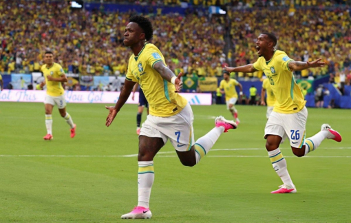 Brasil thắng Scotland 3-0 đứng đầu bảng C