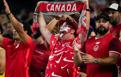 3 đội chủ nhà World Cup tiếp tục tiến bước