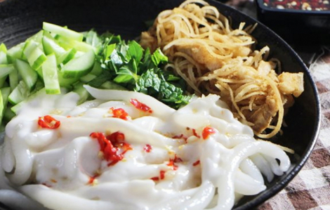 Thèm ăn dĩa bánh con tằm…