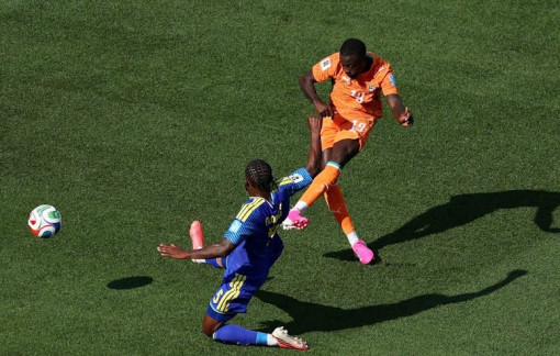 'Đàn voi Phi châu' dập tắt hy vọng đi tiếp của Curacao bằng trận thắng 2-0
